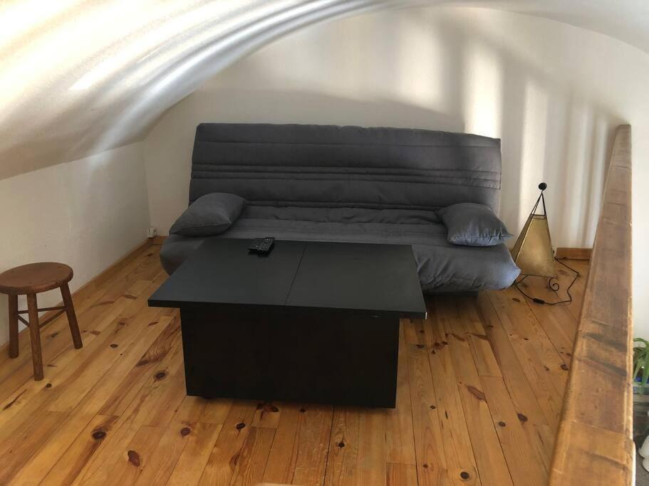 Appartement Rdc Dans Jolie Parc Arbore Beure Екстериор снимка